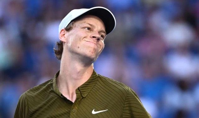 世界杯中国官方网站-辛纳坦言惨败德约科维奇后最大的遗憾：“真的很痛”