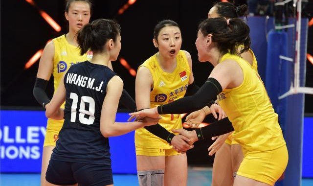 中国女排五局逆转德国 一传波动串联配合显生疏