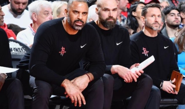 世界杯注册平台-23分钟砍14+1+4！火箭队射手加时遭弃用，乌度卡的理由太牵强？