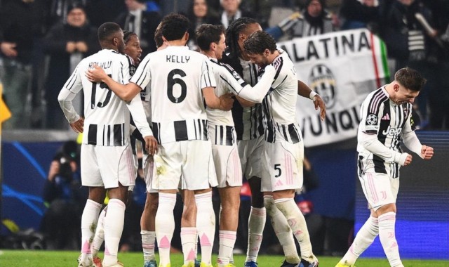 世界杯中国-0:2！穆里尼奥杯赛3连败，7轮欧冠拿6分濒临出局，末轮需死磕皇马