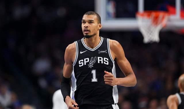 马刺vs活塞前瞻：文班再战康宁汉姆，马刺力争双杀活塞