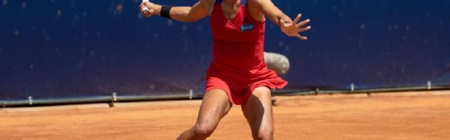 世界杯中国官方网站-一场胜利创多项本赛季“首次” 王蔷终于走出低谷？